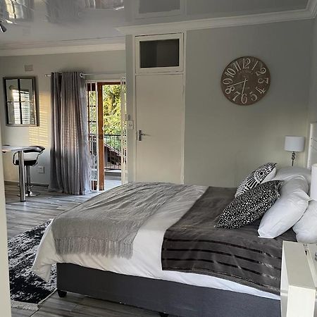 Ferienwohnung 22 On Mirabel Kempton Park Exterior foto
