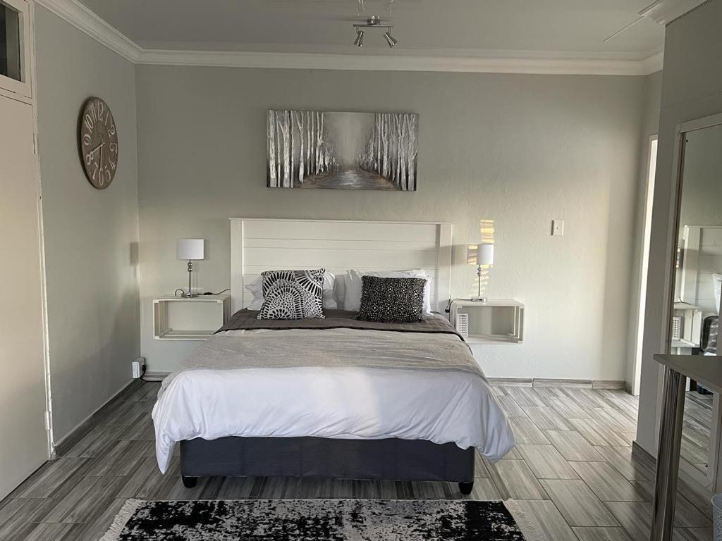 Ferienwohnung 22 On Mirabel Kempton Park Exterior foto